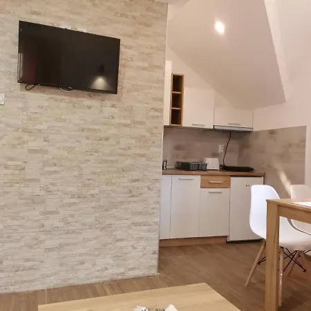 Vrh Apartment