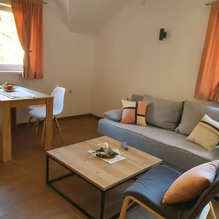 Vrh Apartment