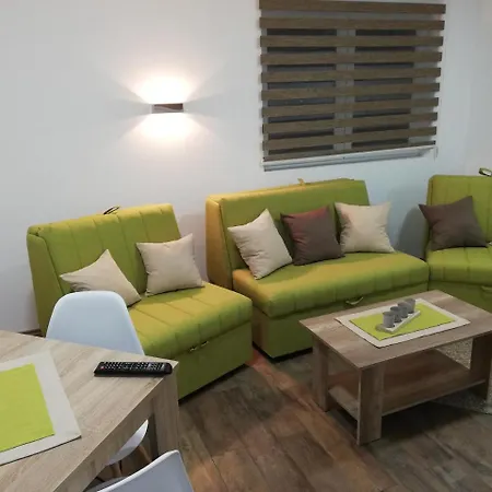 Vrh Apartman Crni Vrh