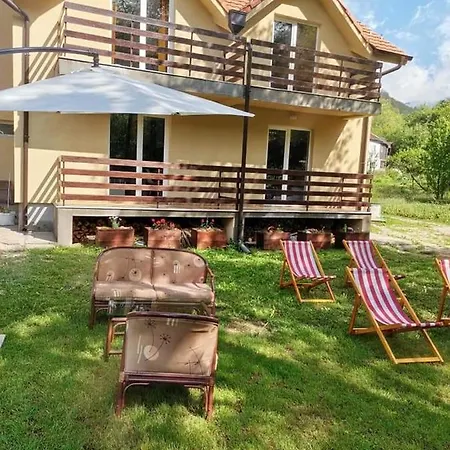 Apartment Vrh *